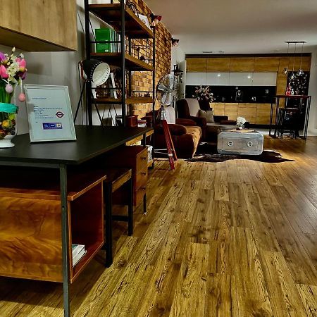 Underground Apartment Bratislava-Nivy Εξωτερικό φωτογραφία