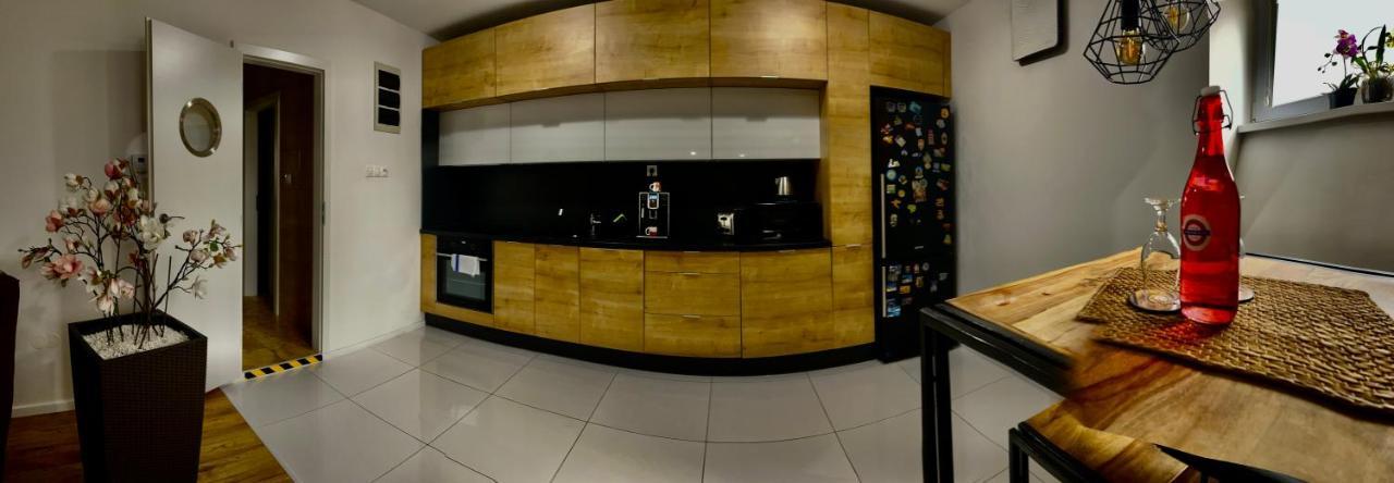 Underground Apartment Bratislava-Nivy Εξωτερικό φωτογραφία